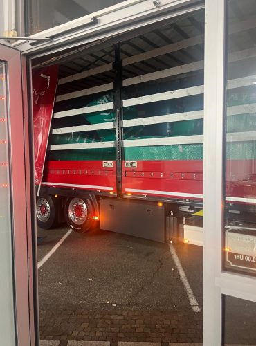 WhatsApp Image 2025-01-20 at 20.15.09