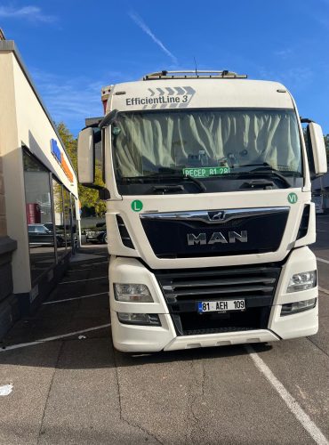 WhatsApp Image 2025-01-20 at 20.16.33 (1)